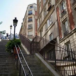 Duplex De Charme Au Coeur De Montmartre Apartment Paris